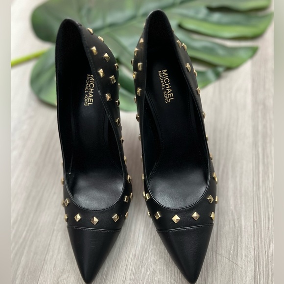 Michael Kors Keke Toe Tap Cap Studs Shoe ✨brand new✨new without box - Picture 5 of 10